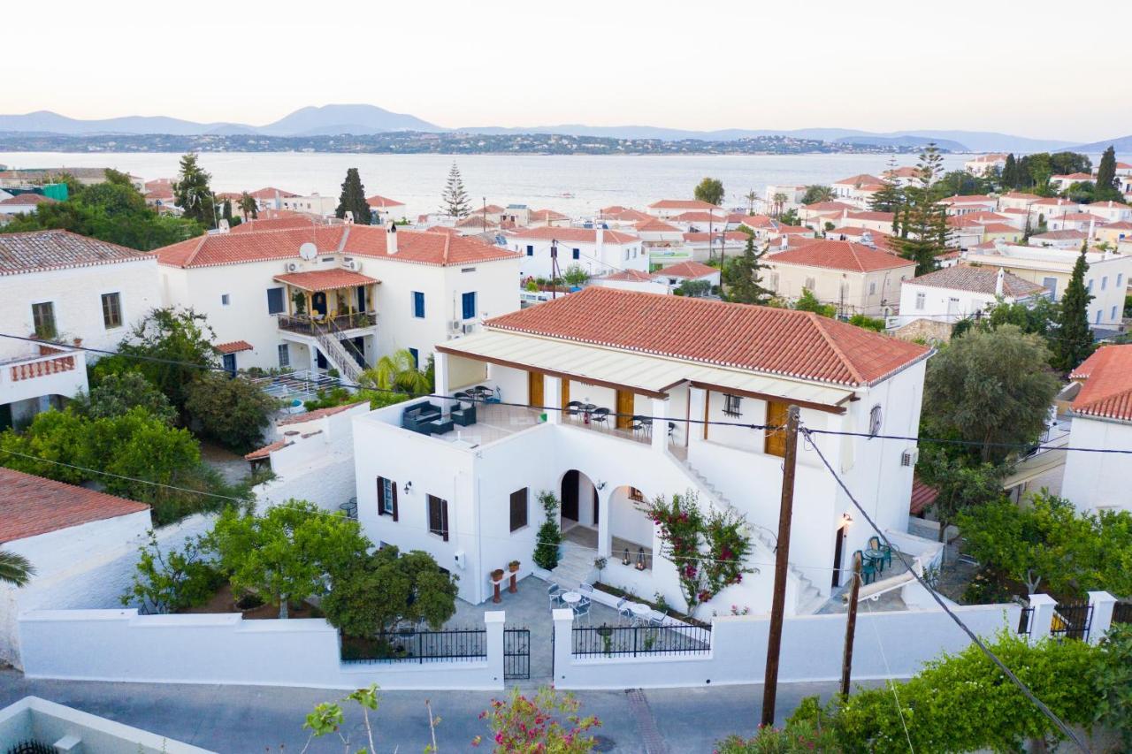 Villa Kriezi Spétses Exterior foto