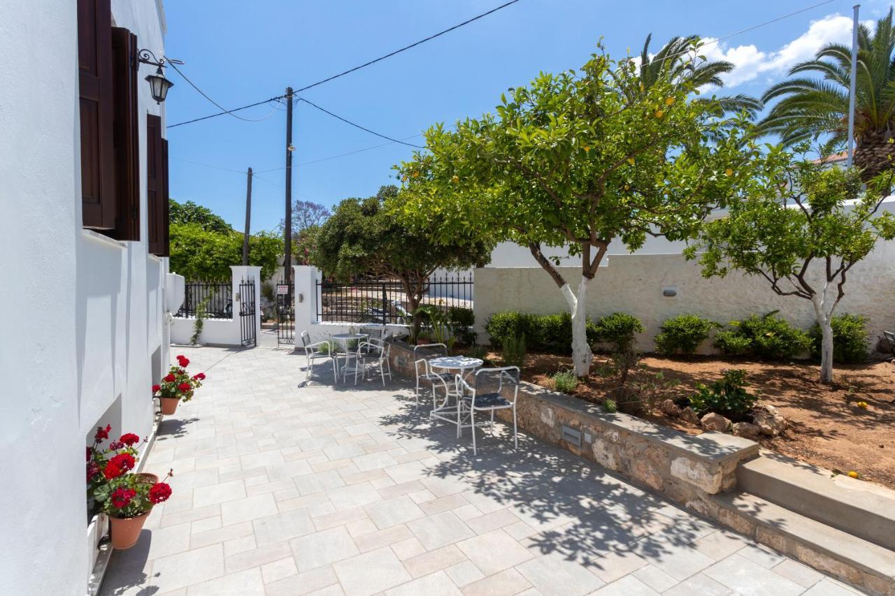Villa Kriezi Spétses Exterior foto